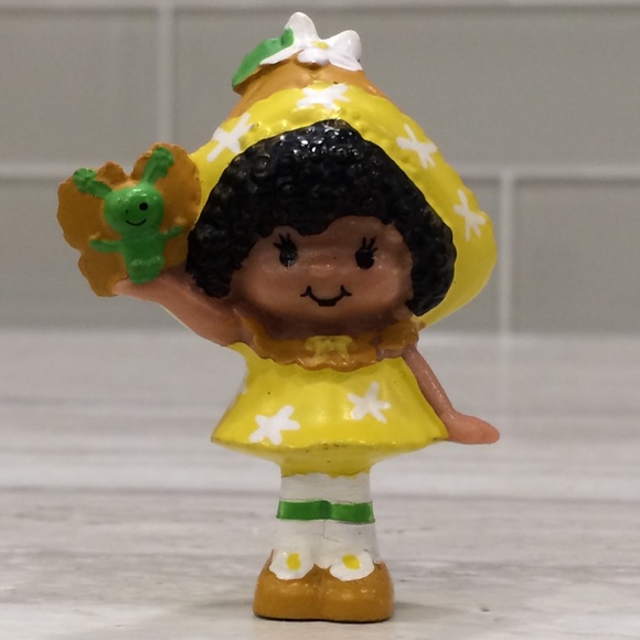 Strawberry Shortcake Mini Figurine | Orange Blossom - Picture 1 of 2
